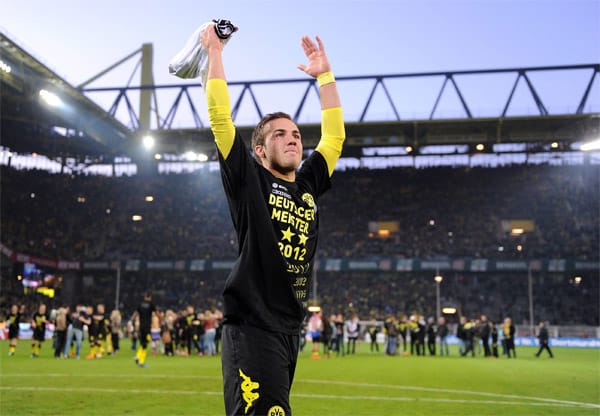 Trotzdem feierte er mit der Borussia wieder die Deutsche Meisterschaft.