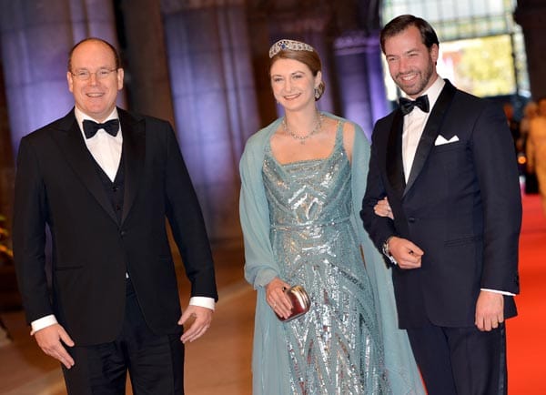 Fürst Albert II. von Monaco mit Guillaume und Stéphanie von Luxemburg