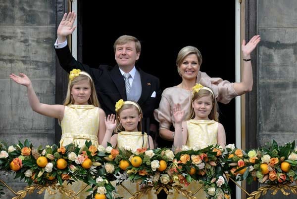 König Willem-Alexander, Königin Máxima und die drei Töchter Amalia, Ariane und Alexia