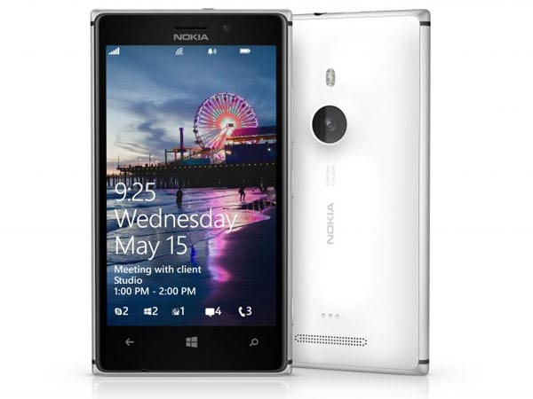 Nokia Lumia 925 von vorne und von hinten