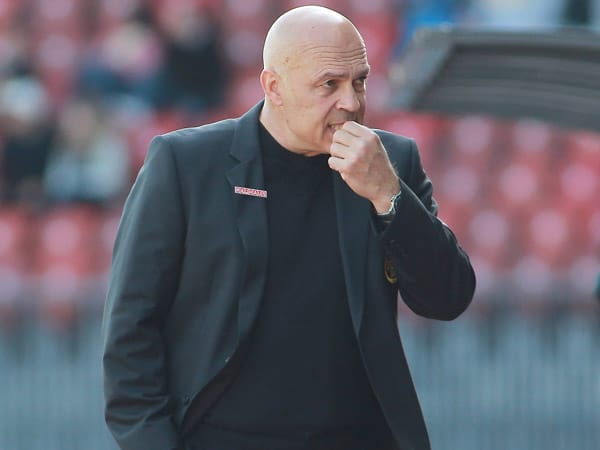 Schweizer Alternative: Immer dann, wenn in der Bundesliga ein Trainer kriselt, wird Christian Gross als möglicher Nachfolger ins Spiel gebracht. So auch in Bremen - und da war Thomas Schaaf sogar noch im Amt.