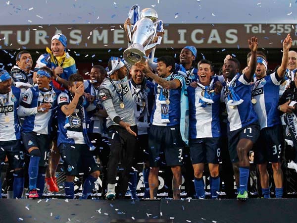 Dem FC Porto gelingt die Titelverteidigung. Der portugiesische Top-Klub holt damit zum 27. Mal in seiner Geschichte den nationalen Titel...