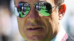 Jean Alesi, der Ex-Formel-1-Fahrer, lässt sich den Grand Prix in Monaco nicht entgehen.