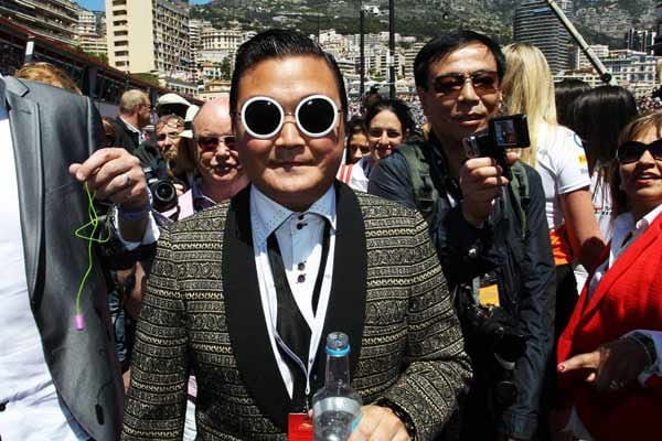 Gangnam-Style! Auch der südkoreanische Sänger Psy gibt sich die Ehre.