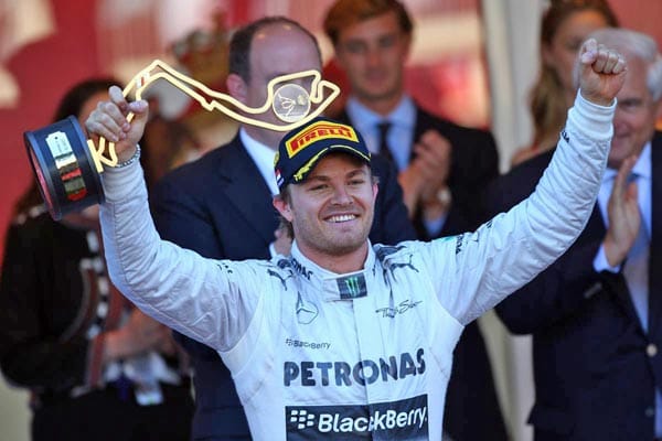 Pure Freude bei Nico Rosberg über den Sieg bei seinem "Heim-Grand-Prix". Der gebürtige Wiesbadener lebt schon sein ganzen Leben in Monaco.