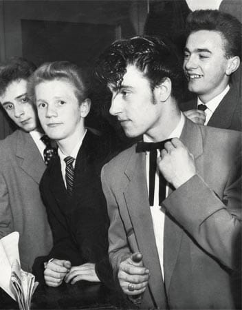 Die jungen Rebellen der Teddy Boys und Mods liebten einen eleganten Look im Stil italienischer Sunnyboys.