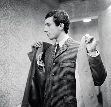 Auch in Filmen kam die Mode von Ben Sherman zum Einsatz, wie hier in einer TV-Dokumentation über die Carnaby Street aus dem Jahr 1966.