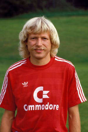 1984 bestach Calle del Haye nicht nur durch seine Leistungen für Bayern München in der Bundesliga. Auch seine Mähne war wohl schon damals ganz weit vorne.