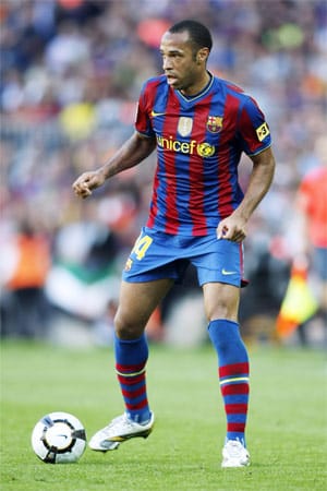 Thierry Henry wechselte im Jahr 2007 er für eine Ablösesumme von etwa 24 Millionen Euro zum FC Barcelona. Im Jahre 2004 wurde der Franzose von Pelé in die Liste der 125 besten noch lebenden Fußballer aufgenommen. Für die Katalanen erzielte er 35 Tore in 80 Spielen.