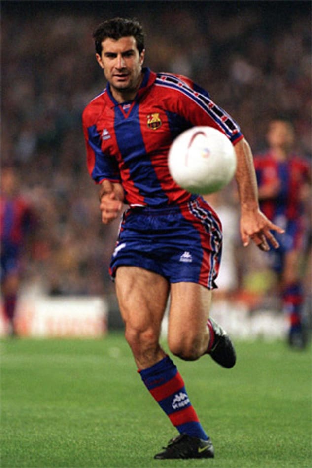 In Barcelona wurde Luis Figo erst geliebt, dann gehasst. Für eine Rekord-Ablösesumme von rund 120 Millionen Mark zum Erzrivalen Real Madrid ging der Offensivspieler in die Fußballgeschichte ein. 172 Spiele und 30 Tore stehen für Barcelona zu Buche