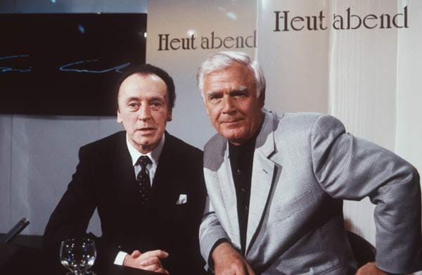 Arent und sein Filmkollege aus vielen Edgar-Wallace-Krimis, Joachim Fuchsberger, 1989 in der ARD-Sendung "Heut Abend". Arent und sein Filmkollege aus vielen Edgar-Wallace-Krimis, Joachim Fuchsberger, 1989 in der ARD-Sendung "Heut Abend".
