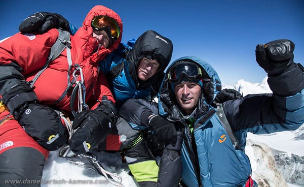 David Göttler, Hans Mitterer und Daniel Bartsch auf dem Gipfel des Makalu.