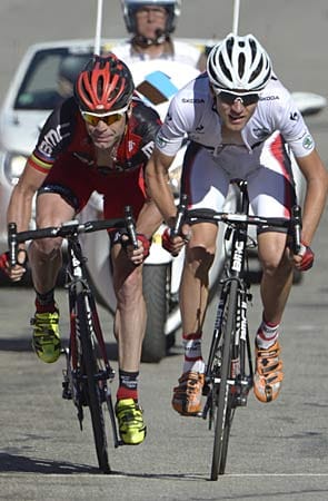 Zwei für die Spitze: Das Team BMC hat ein Luxusproblem. Mit Cadel Evans (links) und Tejay van Garderen können gleich zwei Fahrer der Equipe um den Gesamtsieg mitfahren. Der australische Routinier gewann die Tour 2011 und wurde im Giro d'Italia in diesem Jahr Dritter. Der US-amerikanische Youngster landete 2012 in Frankreich auf Rang fünf und wurde bester Jung-Profi (Weißes Trikot). In diesem Jahr holte sich van Garderen unter anderem den Sieg bei der Tour of California.