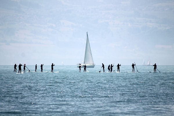 Stand-up-Paddling: Wassersport auf dem Bodensee.