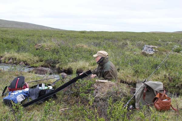 Angeln in Lappland: Angelpause in der Wildnis.