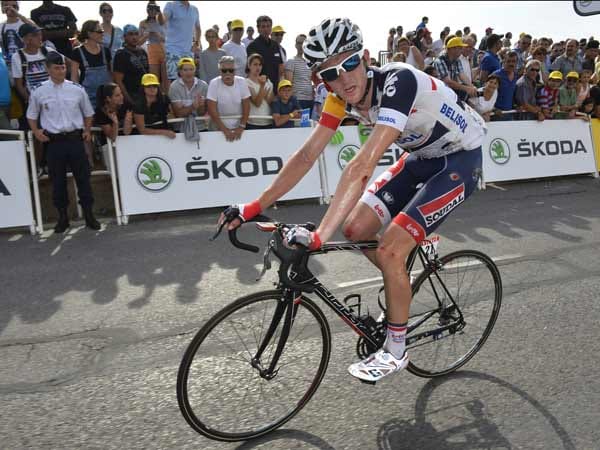 Jürgen Van den Broeck aus Belgien verlässt die 100. Tour de France vor dem Start der 6. Etappe aus Verletzungsgründen. Der Gesamtvierte von 2012 hat sich bei einem Massensturz kurz vor dem Ziel der 5. Etappe in Marseille eine ernsthafte Knieverletzung zu.