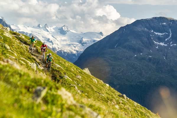 Engadin St. Moritz: Die Padella-Corviglia-Panoramatour für Mountainbiker.