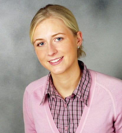 Diese 29-jährige Frau wurde in einem Wald bei Lübeck erstochen - warum, ist noch völlig unklar. Jetzt hat die Polizei einen Verdächtigen festgenommen. Diese 29-jährige Frau wurde in einem Wald bei Lübeck erstochen - warum, ist noch völlig unklar. Jetzt hat die Polizei einen Verdächtigen festgenommen.