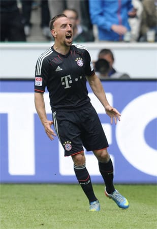 Kleines Schwarzes: Franck Ribéry im Ausweich-Trikot des FC Bayern München, das sie schon letztes Jahr trugen.