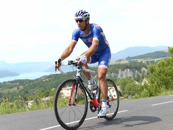 William Bonnet steigt auf der 18. Etappe der Tour de France aus. Der Mann vom Team FDJ steigt kurz vor dem Ziel in Alpe d'Huez aus.