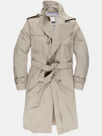 Der Trenchcoat (von Bugatti ca. 210 Euro) ist ein absolutes Must-Have und sollte sowohl bei Frauen als auch bei Männern im Kleiderschrank vorhanden sein. Er eignet sich nicht nur für stürmische Wetterlagen, sondern lässt sich zudem vielseitig kombinieren. Von Jeans und T-Shirt bis Business-Style ist der Trenchcoat in allen Stil – und Lebenslagen ein treuer und zeitloser Begleiter.