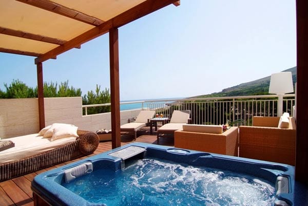 Auch auf der Deutschen liebsten Insel, Mallorca, haben sich Adults Only Hotels etabliert. Beispielsweise in Cala Mesquida an der Nordostküste.