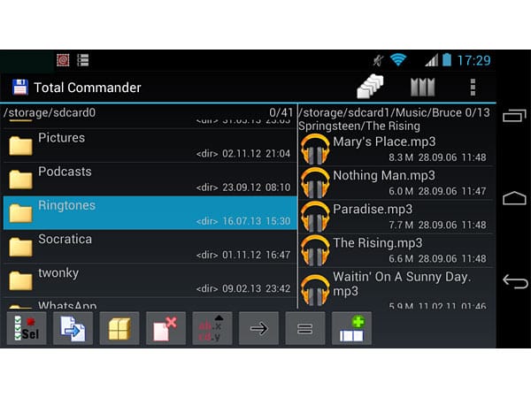 Der Total Commander zeigt beispielsweise die Dateien zweispaltig an, sobald Smartphone oder Tablet quer gehalten werden.