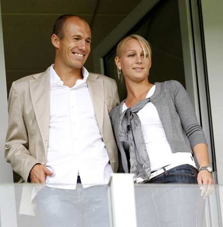 Bernadien und Arjen Robben sind seit 2007 verheiratet und haben drei Kinder.