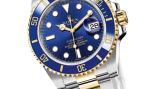 Für ungetragene Lagerware der Rolex Submariner müssen Sie heute bei Händlern mit rund 8000 Euro rechnen, dafür erhalten Sie aber auch ein Band in Stahl und Gold.