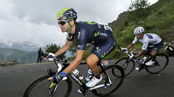 Die Nummer zwei: Die spanische Equipe Movistar strich 344.980 Euro bei der Tour ein. Alejandro Valverde (links) trug dazu mit seinem achten Gesamtrang bei. Auch die zwei Etappensiege von Rui Costa zahlten sich aus. Aber vor allem Nairo Quintana (rechts) ließ die Kasse mit seinem Tageserfolg, seinem zweiten Gesamtplatz sowie dem Gewinn von Bergtrikot und Nachwuchswertung klingeln.