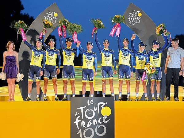 Flowerboys: Durch den Gewinn der Mannschaftswertung stand das Team Saxo-Tinkoff in Paris auf dem Podium. Auch der vierte Platz von Alberto Contador und Rang fünf von Roman Kreuziger im Endklassement sorgten dafür, dass die Equipe mit Einnahmen von 205.780 Euro Dritter in der Verdienstliste wurde.