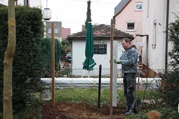 Hecke am laufenden Meter: Einbau 4