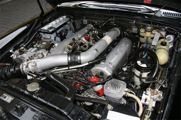 Unter der Haube eines jeden Mercedes 600 verrichtete ein V8-Motor mit 6,3 Litern Hubraum und 250 PS seinen unauffälligen Dienst.