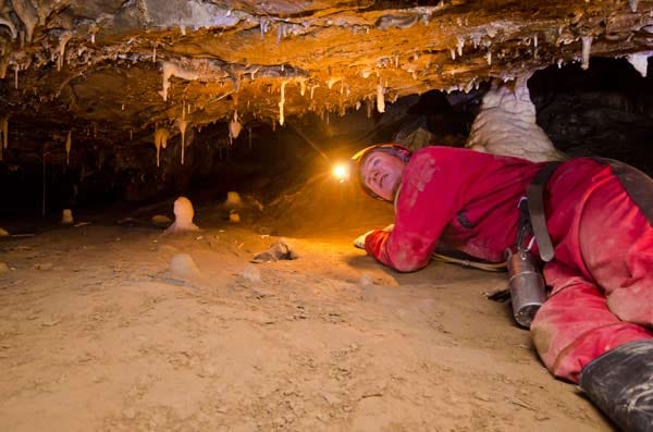 Hölloch: Höhlentrekking in der Schweiz.