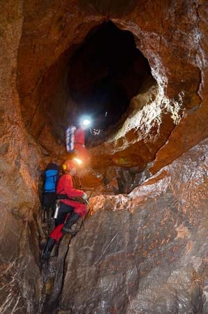 Hölloch: Höhlen-Trekking in der Schweiz.