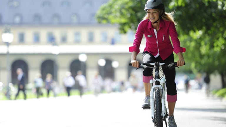 Radfahren ist besonders für Bewegungs-Muffel ein guter Einstieg.
