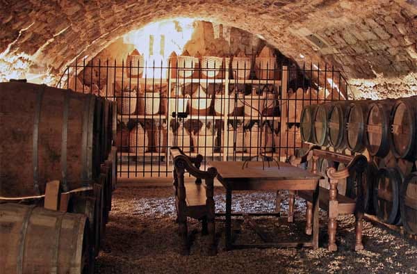 Die "Schatzkammer" des Châteaus: Hier lagern mitunter mehrere jahrzehntealte Cognacs.
