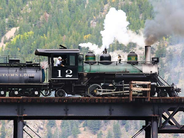 Tiefe Schluchten und große Höhenunterschiede müssen die Züge der "Georgetown Loop Railroad" in Colorado überwinden. Die Strecke gilt heute noch als Meisterleistung des Eisenbahnbaus.