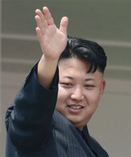 Seit Dezember 2011 steht Kim Jong-Un, der dritte und jüngste Sohn des verstorbenen Kim Jong-Il, an der Spitze des kommunistischen Staates.