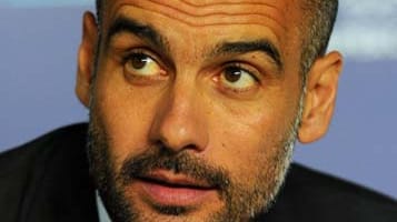 Für Pep Guardiola geht es erneut gegen seinen Trainer-Intimfeind Jose Mourinho. Den ersten Saisontitel verpasste Guardiola mit seinen Bayern im nationalen Supercup gegen Borussia Dortmund.