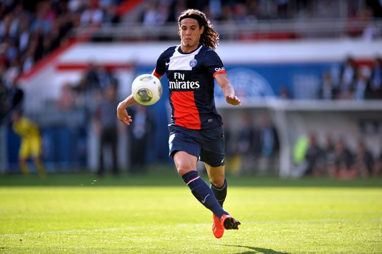 Der Uruguayer Edinson Cavani wechselt für 64,5 Millionen Euro vom SSC Neapel zu Paris St. Germain.