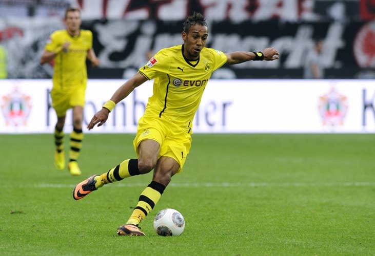 Pierre-Emerick Aubameyang wechselt für 13 Millionen Euro vom AS St. Etienne zu Borussia Dortmund.
