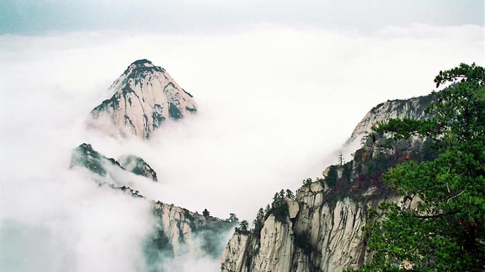 Die Treppe liegt im Gebirge von Hua Shan, in der Mitte Chinas.