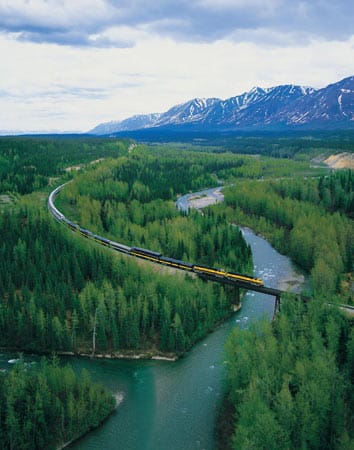 Das 800 Kilometer lange Schienennetz der Alaska Railroad zählt zu den landschaftlich spektakulärsten Zugrouten der Welt.