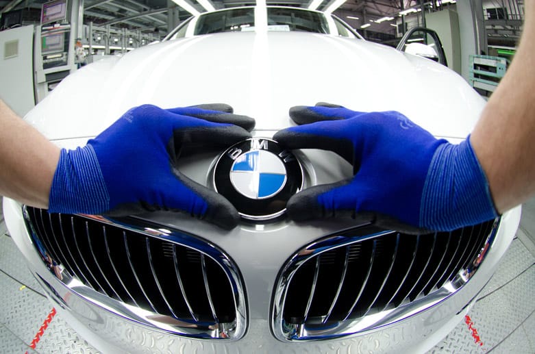 Die BMW Group ist Deutschlands zweitwertvollstes Unternehmen. Der Markenwert beläuft sich auf 19,2 Milliarden Euro. Damit landen die Münchner im globalen Vergleich auf Platz 33 (Vorjahr: Platz 38).