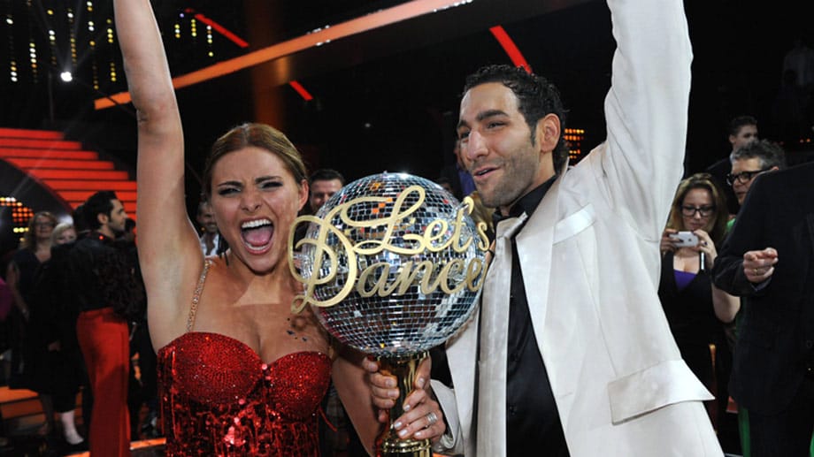 2010 gewann Sophia bei der RTL-Tanzshow "Let's Dance" den Titel "Dancing Star".
