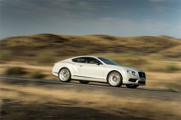In vollem Galopp ist der Bentley Continental GT V8 S bis zu 309 Kilometer pro Stunde schnell.