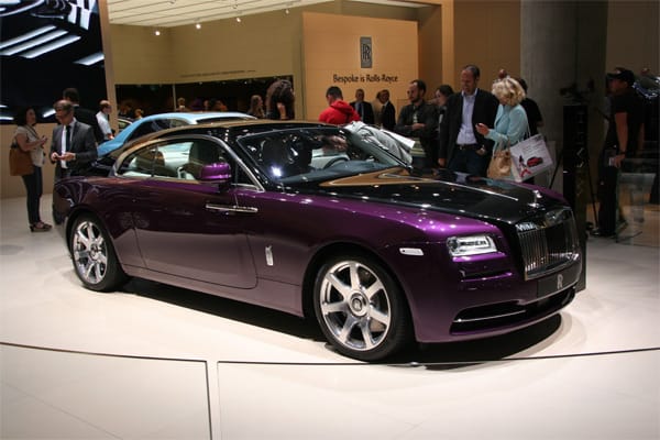 Zweifarbige Lackierungen haben bei Rolls-Royce eine lange Tradition.