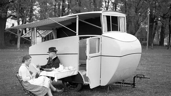 Campingfahrzeuge historisch: Dethleffs Tourist.