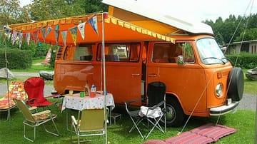 Campingfahrzeuge historisch: VW Bulli T2.